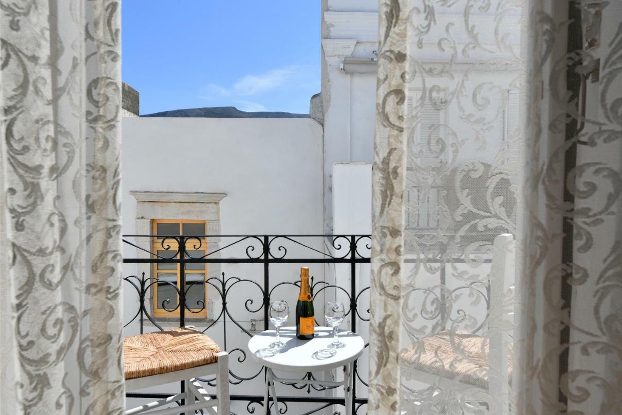 16Thcentury Apartment Parikia  Exterior photo