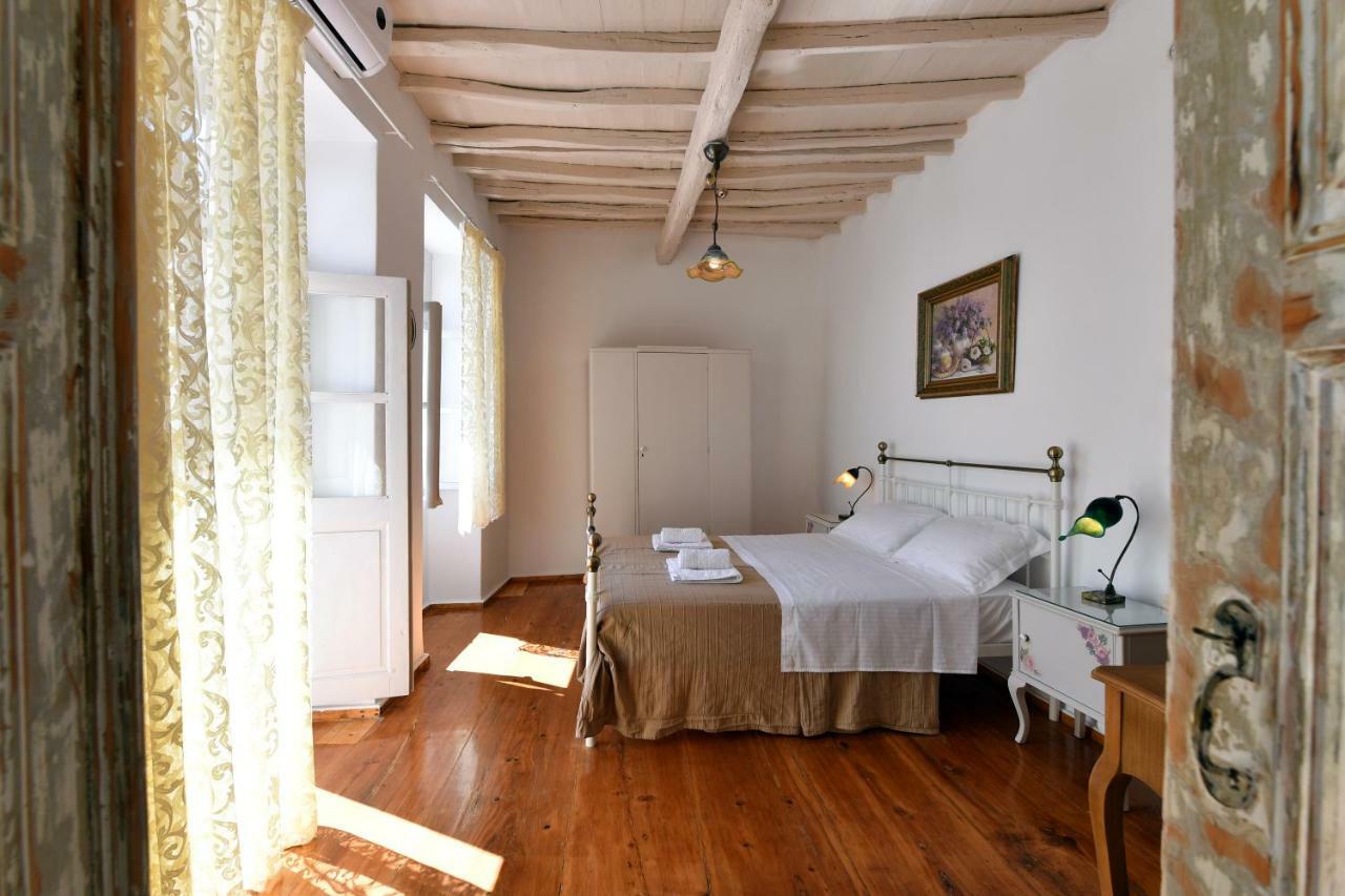 16Thcentury Apartment Parikia  Exterior photo