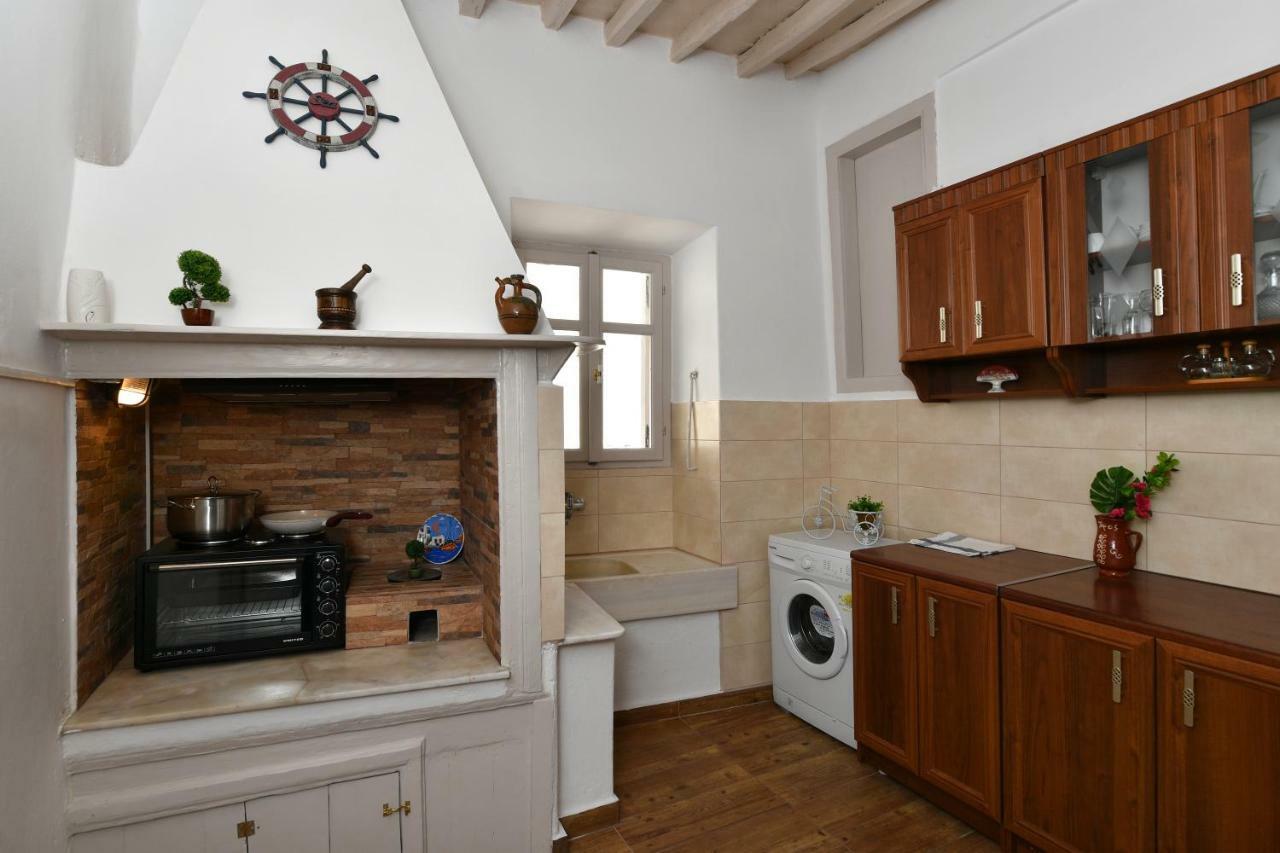 16Thcentury Apartment Parikia  Exterior photo