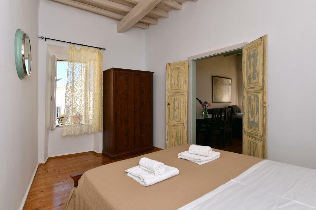 16Thcentury Apartment Parikia  Exterior photo